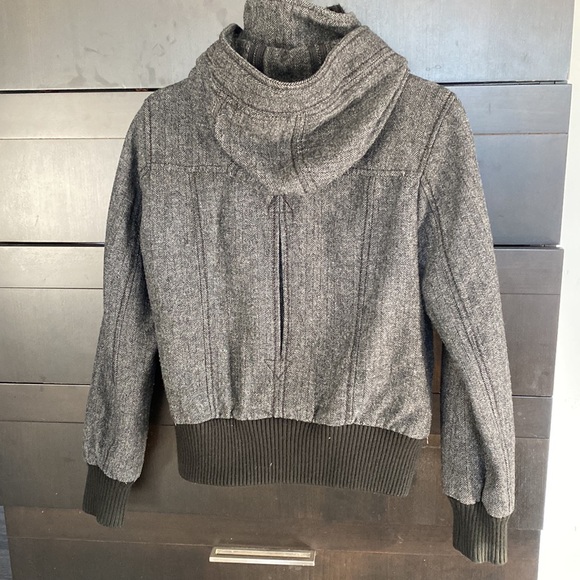 H&M jacket. - Picture 2 of 4